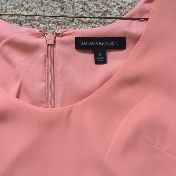 Banana Republic Coral Pink Pleated Dress Sz 0 - Picture 2 of 2